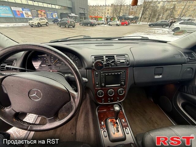 Сірий Мерседес МЛ класс, об'ємом двигуна 3 л та пробігом 0 тис. км за 5500 $, фото 1 на Automoto.ua