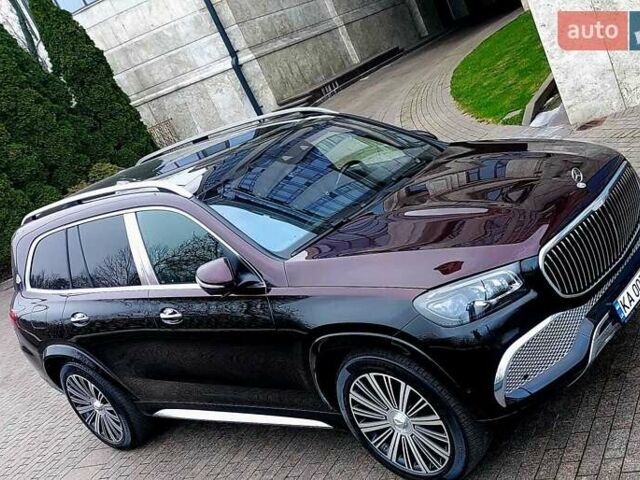 Черный Мерседес Майбах, объемом двигателя 4 л и пробегом 31 тыс. км за 195000 $, фото 1 на Automoto.ua