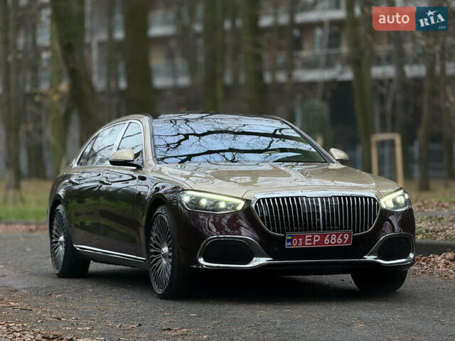 Коричневый Мерседес Майбах, объемом двигателя 4 л и пробегом 3 тыс. км за 250000 $, фото 1 на Automoto.ua