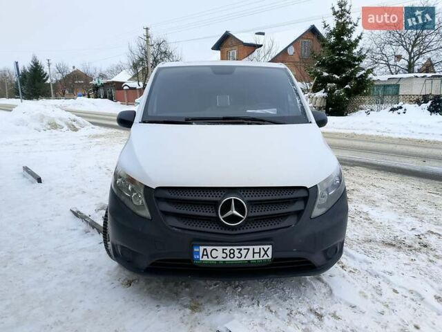 Білий Мерседес Metris, об'ємом двигуна 2 л та пробігом 284 тис. км за 15500 $, фото 1 на Automoto.ua