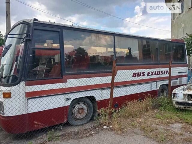 Білий Мерседес О 309, об'ємом двигуна 5.64 л та пробігом 100 тис. км за 5200 $, фото 1 на Automoto.ua