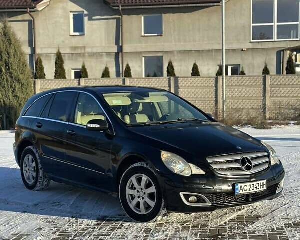 Чорний Мерседес Р-Клас, об'ємом двигуна 3 л та пробігом 424 тис. км за 8150 $, фото 1 на Automoto.ua