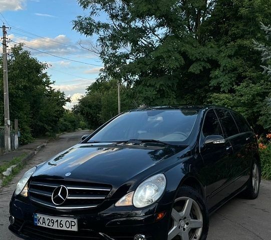 Чорний Мерседес Р-Клас, об'ємом двигуна 3.5 л та пробігом 237 тис. км за 10999 $, фото 1 на Automoto.ua