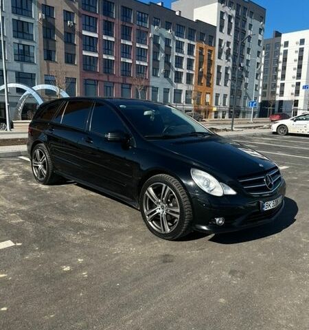 Черный Мерседес Р-Класс, объемом двигателя 3 л и пробегом 358 тыс. км за 10900 $, фото 1 на Automoto.ua