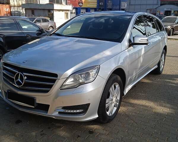 Мерседес Р-Клас 2011 у Києві на Automoto.ua Сірий Мерседес Р-Клас, об'ємом двигуна 3.5 л та пробігом 268 тис. км за 10000 $, фото 1 на Automoto.ua