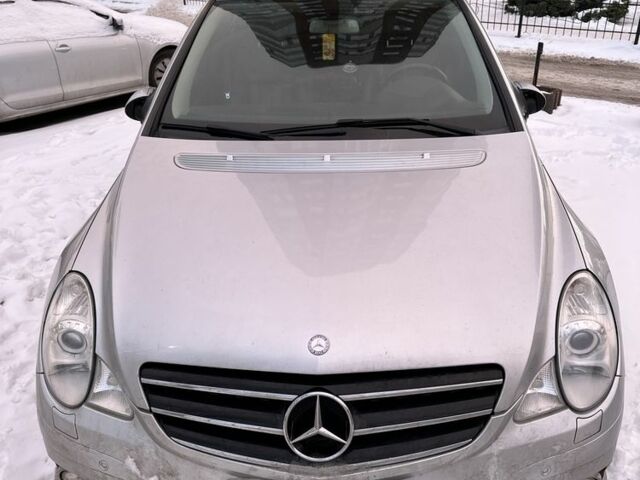 Серый Мерседес Р-Класс, объемом двигателя 3 л и пробегом 205 тыс. км за 11000 $, фото 1 на Automoto.ua