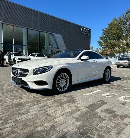 Белый Мерседес С Класс, объемом двигателя 3 л и пробегом 43 тыс. км за 75000 $, фото 1 на Automoto.ua