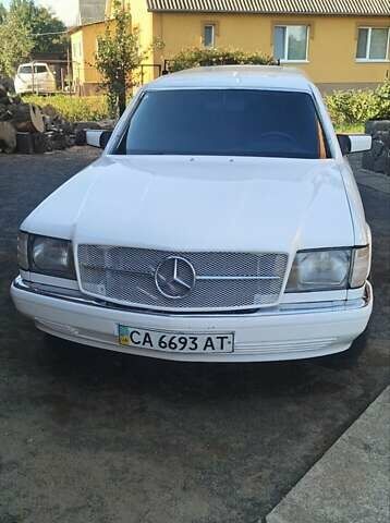 Белый Мерседес С Класс, объемом двигателя 3 л и пробегом 350 тыс. км за 14000 $, фото 1 на Automoto.ua