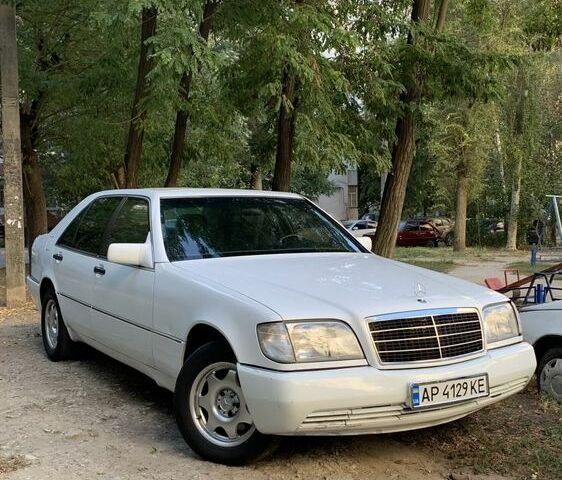 Мерседес С Клас 1994 у Запоріжжя на Automoto.ua Білий Мерседес С Клас, об'ємом двигуна 5 л та пробігом 142 тис. км за 4500 $, фото 1 на Automoto.ua