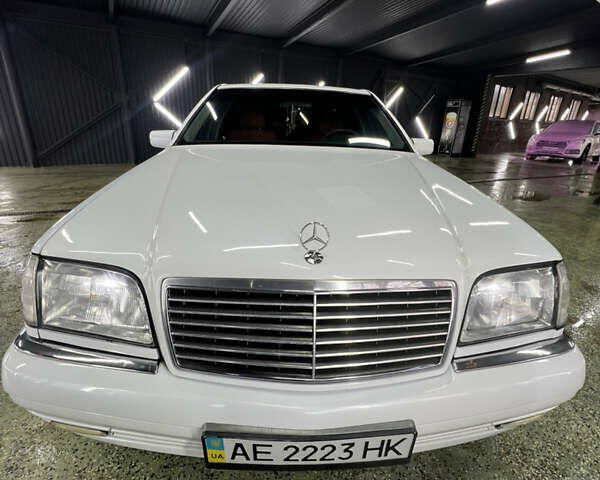 Білий Мерседес С Клас, об'ємом двигуна 4.2 л та пробігом 260 тис. км за 8950 $, фото 1 на Automoto.ua