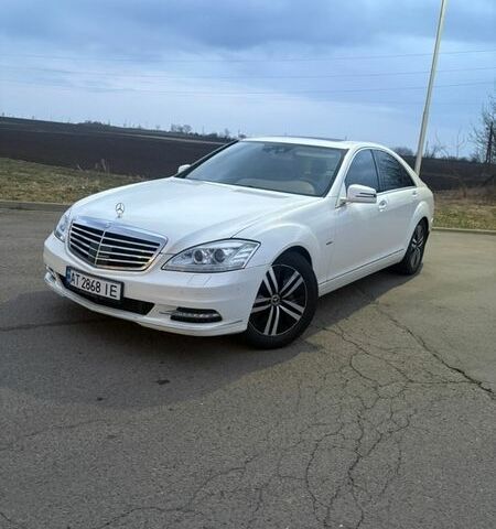 Білий Мерседес С Клас, об'ємом двигуна 2.99 л та пробігом 277 тис. км за 18800 $, фото 1 на Automoto.ua