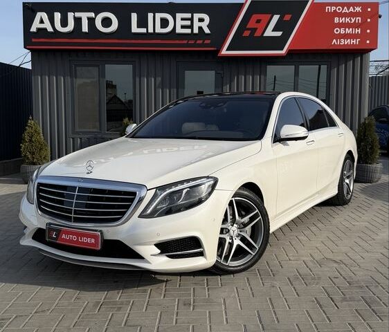 Белый Мерседес С Класс, объемом двигателя 4.66 л и пробегом 142 тыс. км за 27999 $, фото 1 на Automoto.ua