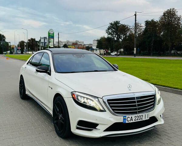Белый Мерседес С Класс, объемом двигателя 4.7 л и пробегом 155 тыс. км за 29500 $, фото 1 на Automoto.ua