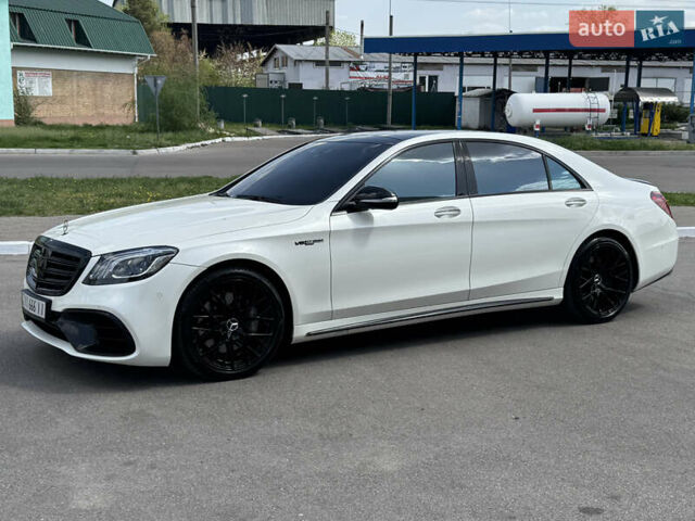 Белый Мерседес С Класс, объемом двигателя 4.66 л и пробегом 180 тыс. км за 39999 $, фото 1 на Automoto.ua