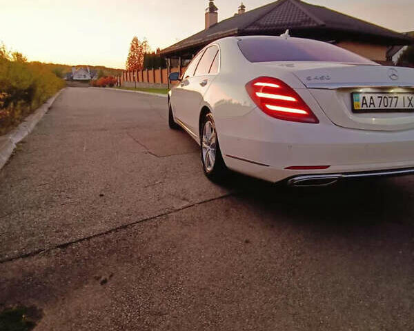 Белый Мерседес С Класс, объемом двигателя 2.99 л и пробегом 81 тыс. км за 45000 $, фото 1 на Automoto.ua