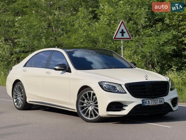 Білий Мерседес С Клас, об'ємом двигуна 3.99 л та пробігом 155 тис. км за 52999 $, фото 1 на Automoto.ua
