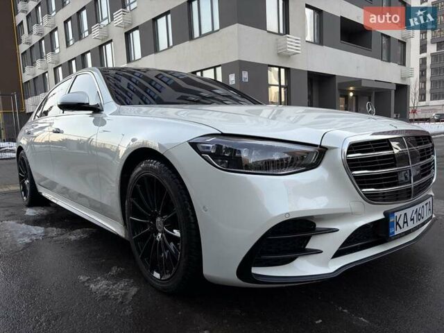 Білий Мерседес С Клас, об'ємом двигуна 3 л та пробігом 76 тис. км за 111000 $, фото 1 на Automoto.ua