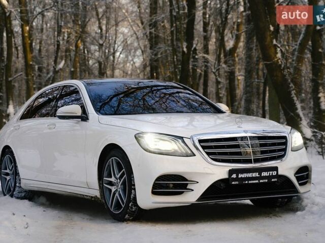 Белый Мерседес С Класс, объемом двигателя 4 л и пробегом 89 тыс. км за 65000 $, фото 1 на Automoto.ua