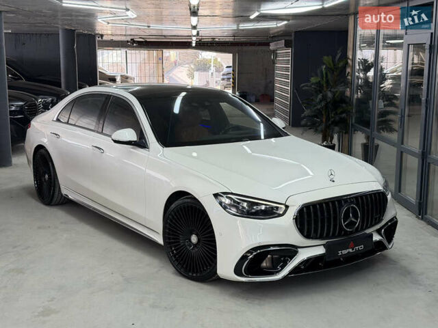 Білий Мерседес С Клас, об'ємом двигуна 3.98 л та пробігом 75 тис. км за 95000 $, фото 1 на Automoto.ua