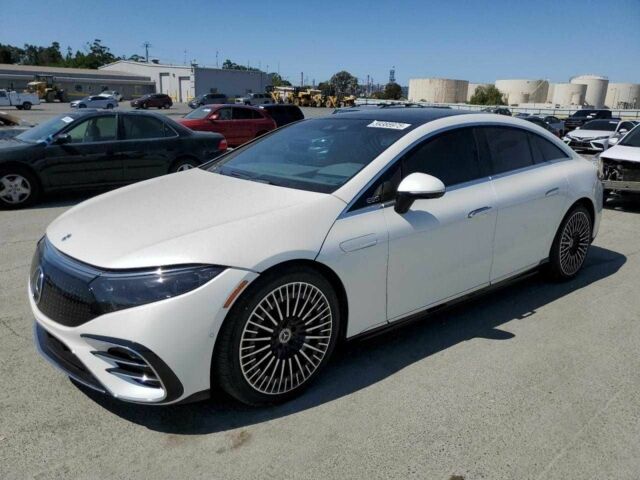 Белый Мерседес С Класс, объемом двигателя 0 л и пробегом 8 тыс. км за 23500 $, фото 1 на Automoto.ua