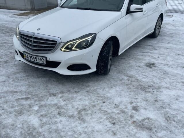 Белый Мерседес С Класс, объемом двигателя 2.1 л и пробегом 218 тыс. км за 12999 $, фото 1 на Automoto.ua