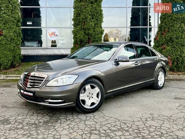 Бежевый Мерседес С Класс, объемом двигателя 6 л и пробегом 120 тыс. км за 44999 $, фото 1 на Automoto.ua