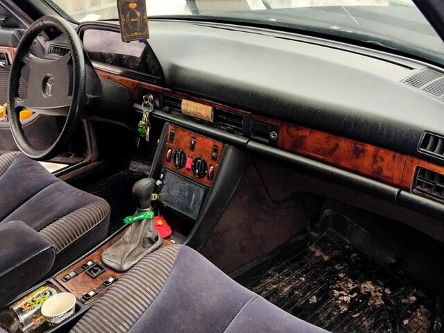 Черный Мерседес С Класс, объемом двигателя 3 л и пробегом 0 тыс. км за 2000 $, фото 1 на Automoto.ua