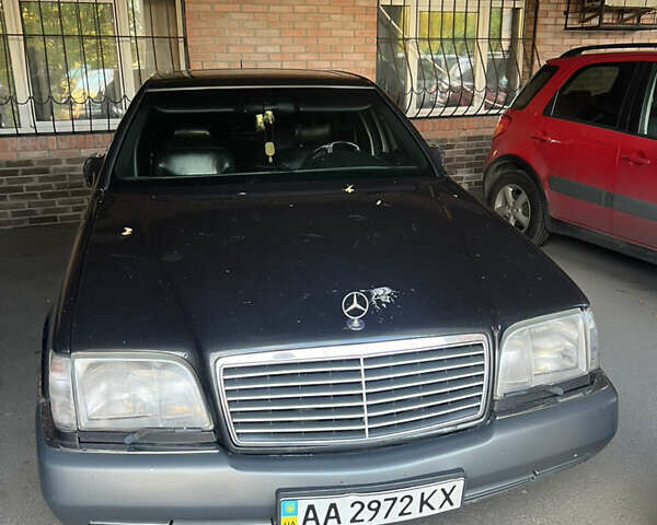 Чорний Мерседес С Клас, об'ємом двигуна 4.97 л та пробігом 353 тис. км за 12000 $, фото 1 на Automoto.ua