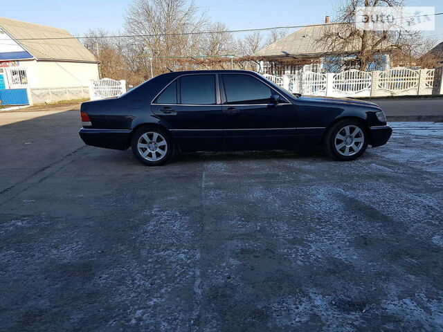 Черный Мерседес С Класс, объемом двигателя 3.2 л и пробегом 280 тыс. км за 7000 $, фото 1 на Automoto.ua