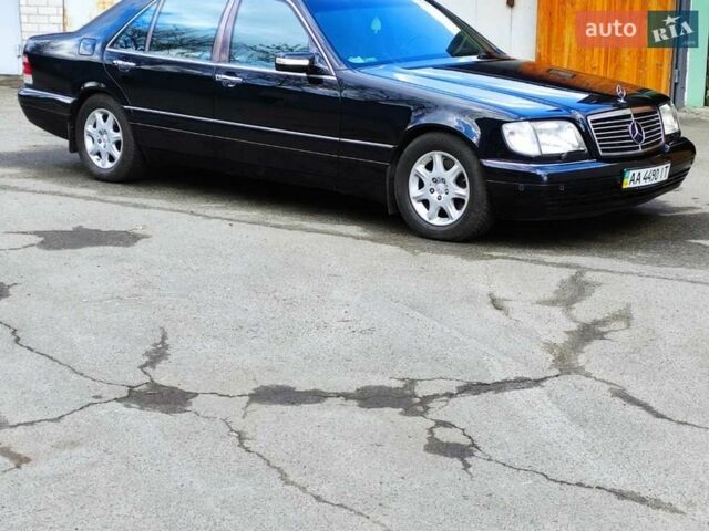 Чорний Мерседес С Клас, об'ємом двигуна 4.2 л та пробігом 225 тис. км за 12000 $, фото 1 на Automoto.ua