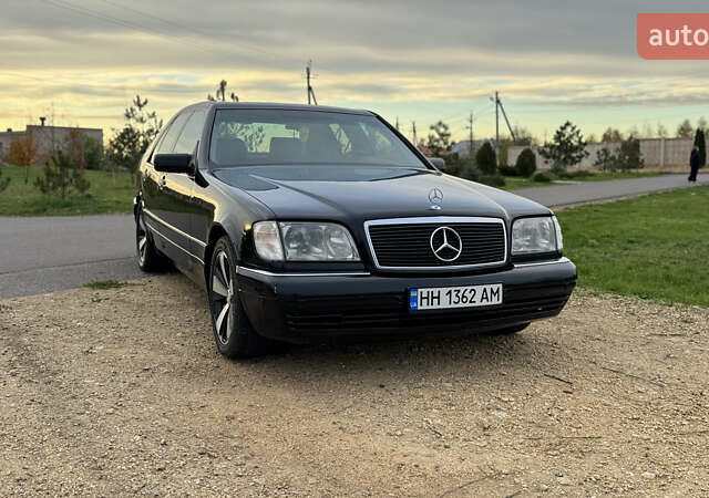 Мерседес С Класс 1997 в Одессе на Automoto.ua Черный Мерседес С Класс, объемом двигателя 4.2 л и пробегом 245 тыс. км за 4699 $, фото 1 на Automoto.ua