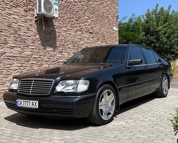 Черный Мерседес С Класс, объемом двигателя 4.97 л и пробегом 312 тыс. км за 27000 $, фото 1 на Automoto.ua