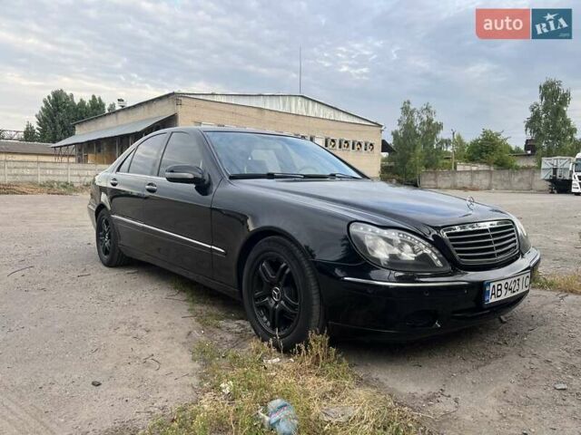 Черный Мерседес С Класс, объемом двигателя 3.2 л и пробегом 400 тыс. км за 6299 $, фото 1 на Automoto.ua