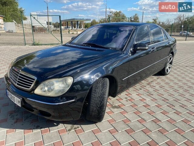 Чорний Мерседес С Клас, об'ємом двигуна 5 л та пробігом 408 тис. км за 5000 $, фото 1 на Automoto.ua