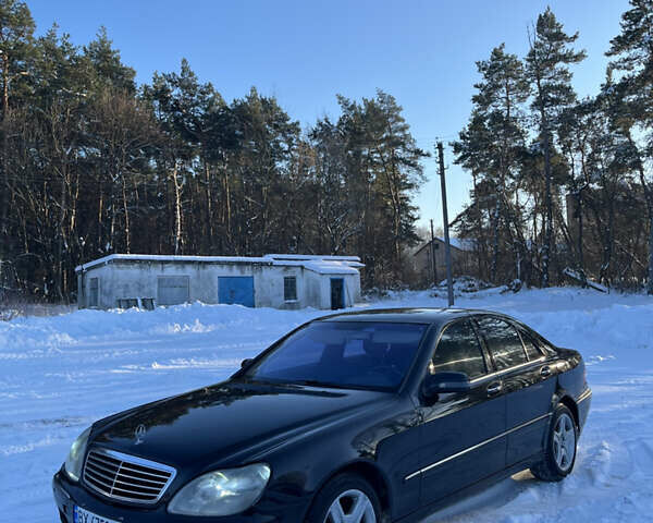 Чорний Мерседес С Клас, об'ємом двигуна 5 л та пробігом 300 тис. км за 3500 $, фото 1 на Automoto.ua