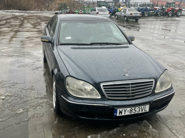 Чорний Мерседес С Клас, об'ємом двигуна 3.5 л та пробігом 500 тис. км за 3500 $, фото 1 на Automoto.ua
