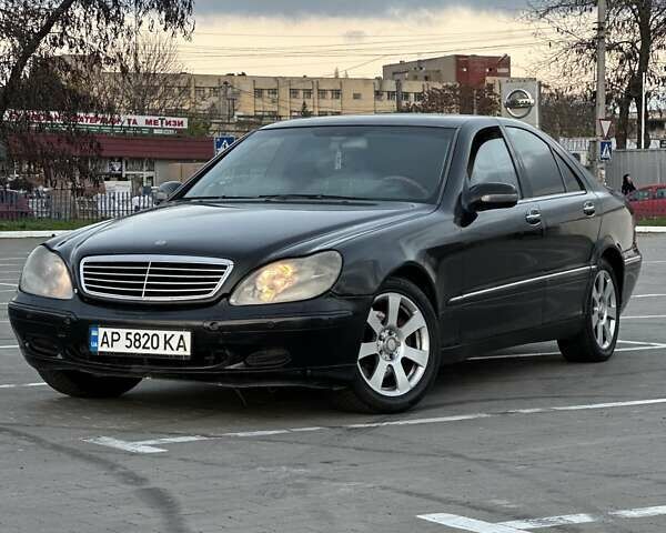Черный Мерседес С Класс, объемом двигателя 4.97 л и пробегом 400 тыс. км за 3199 $, фото 1 на Automoto.ua