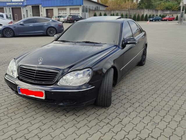Чорний Мерседес С Клас, об'ємом двигуна 3.2 л та пробігом 430 тис. км за 4500 $, фото 1 на Automoto.ua