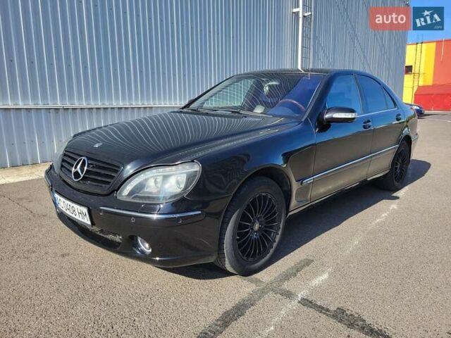 Черный Мерседес С Класс, объемом двигателя 5 л и пробегом 250 тыс. км за 7950 $, фото 1 на Automoto.ua