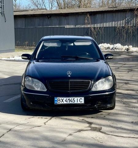 Черный Мерседес С Класс, объемом двигателя 3.2 л и пробегом 300 тыс. км за 4750 $, фото 1 на Automoto.ua