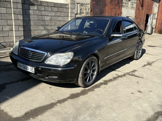 Чорний Мерседес С Клас, об'ємом двигуна 5.8 л та пробігом 200 тис. км за 4800 $, фото 1 на Automoto.ua
