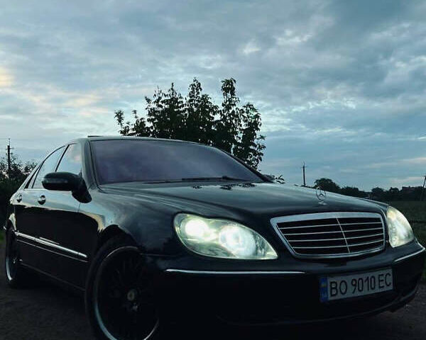 Чорний Мерседес С Клас, об'ємом двигуна 5 л та пробігом 277 тис. км за 7777 $, фото 1 на Automoto.ua
