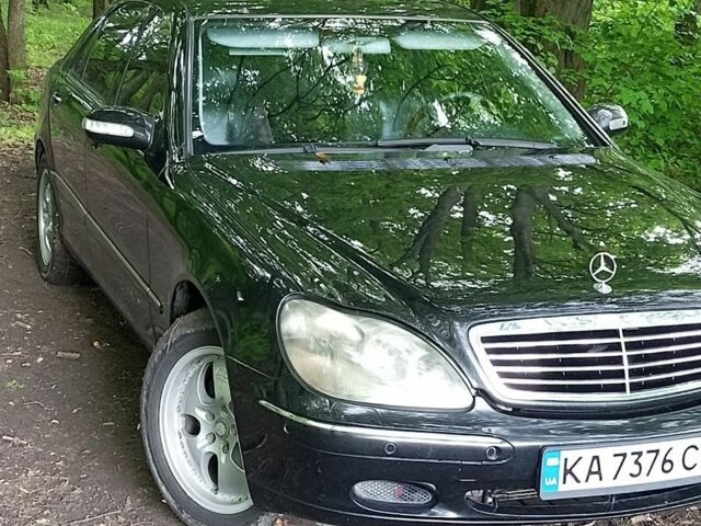 Чорний Мерседес С Клас, об'ємом двигуна 3.2 л та пробігом 170 тис. км за 5000 $, фото 1 на Automoto.ua