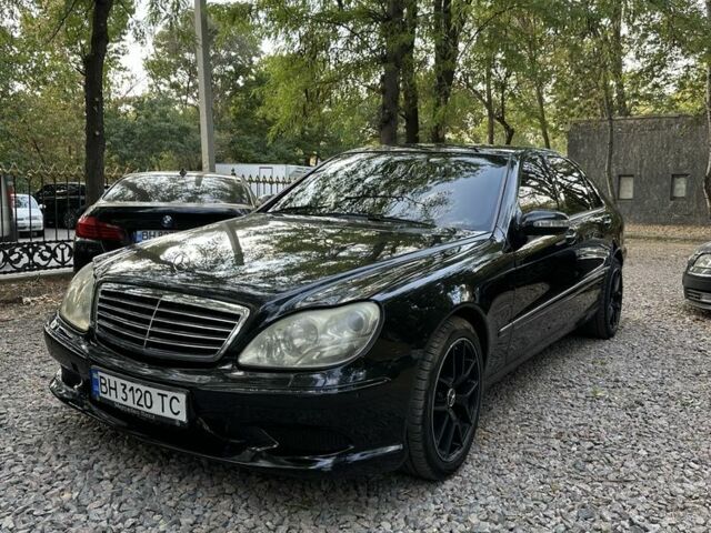 Чорний Мерседес С Клас, об'ємом двигуна 5 л та пробігом 270 тис. км за 4400 $, фото 1 на Automoto.ua