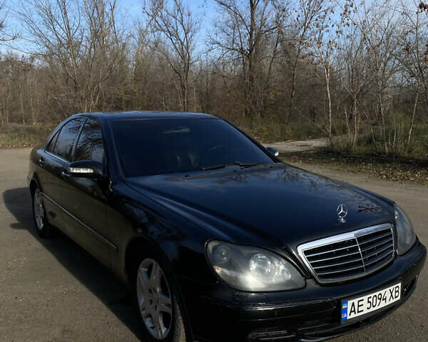 Черный Мерседес С Класс, объемом двигателя 3.22 л и пробегом 420 тыс. км за 6000 $, фото 1 на Automoto.ua