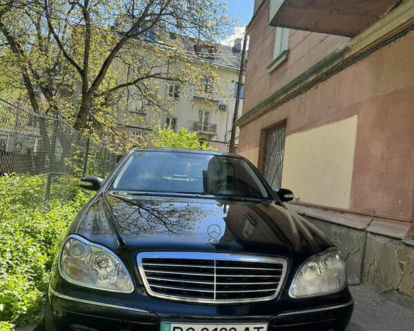 Черный Мерседес С Класс, объемом двигателя 3.72 л и пробегом 360 тыс. км за 6700 $, фото 1 на Automoto.ua