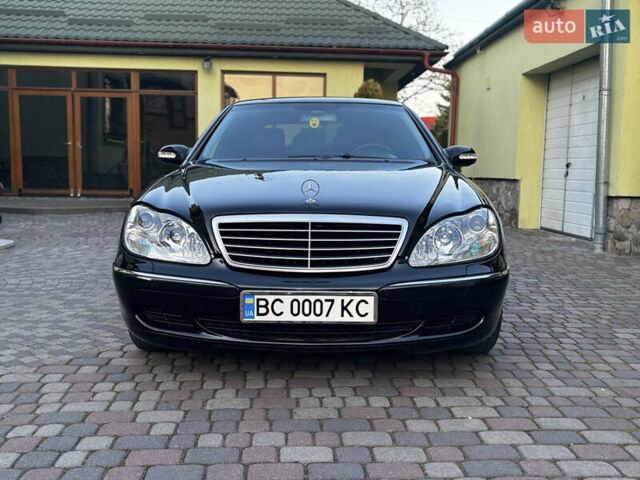 Чорний Мерседес С Клас, об'ємом двигуна 3.7 л та пробігом 375 тис. км за 9100 $, фото 1 на Automoto.ua