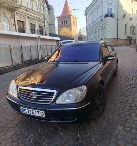 Чорний Мерседес С Клас, об'ємом двигуна 5 л та пробігом 350 тис. км за 6300 $, фото 1 на Automoto.ua