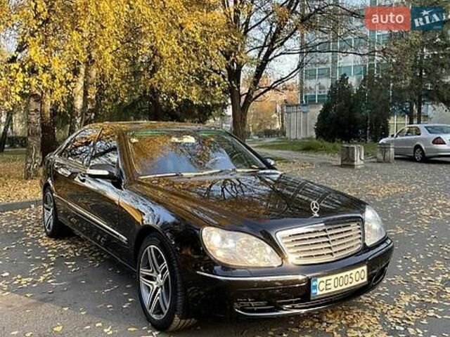 Черный Мерседес С Класс, объемом двигателя 5.51 л и пробегом 280 тыс. км за 12000 $, фото 1 на Automoto.ua