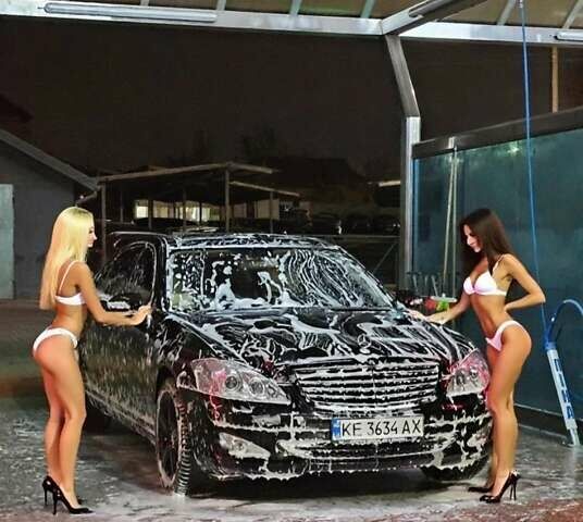 Чорний Мерседес С Клас, об'ємом двигуна 5.5 л та пробігом 294 тис. км за 13191 $, фото 1 на Automoto.ua